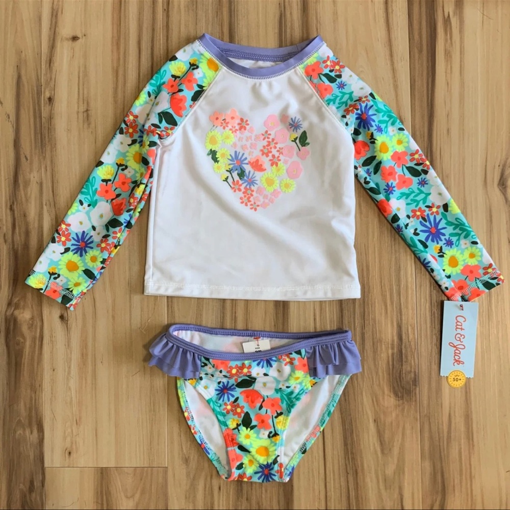 Girls swimsuit